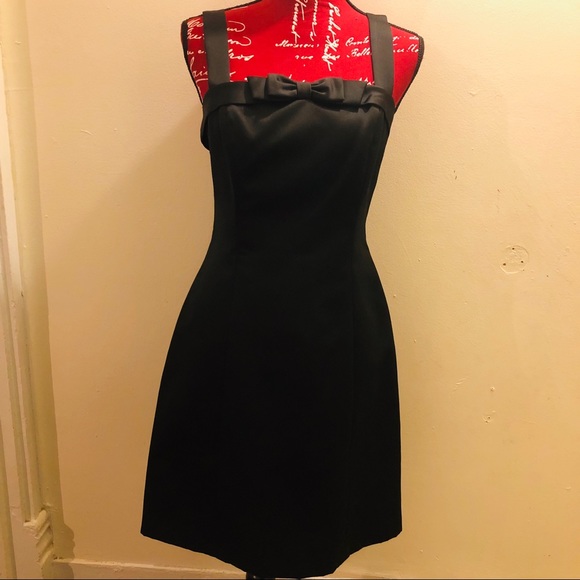 Black cocktail dress - Picture 6 of 8